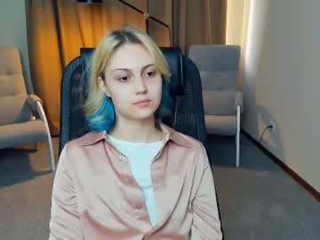 angelinaholly