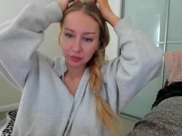 ava james1