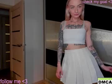 kiki cute  