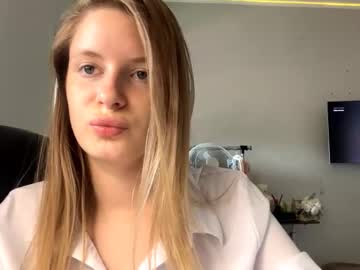 kittenkisss