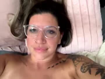 lalawlips84