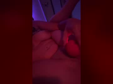 lilbitkitkat200