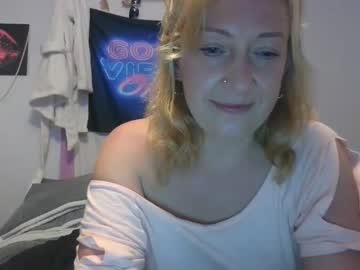 pinkwhitney618