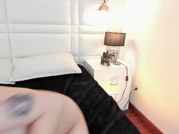 zoey kiss 